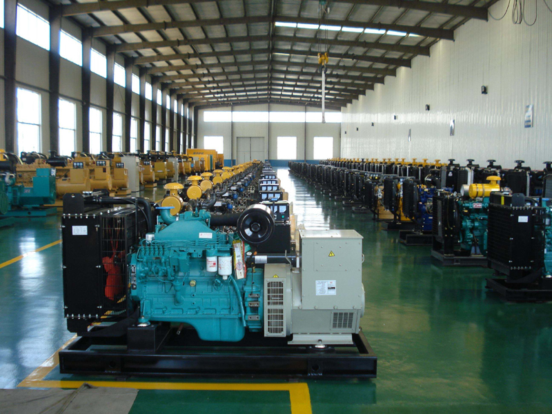 西乡塘租赁发电机-柴油发电机组冒蓝烟、冒黑烟、冒白烟故障分析