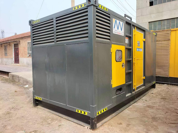 西乡塘柴油发电机输出电流大小是有什么决定的？